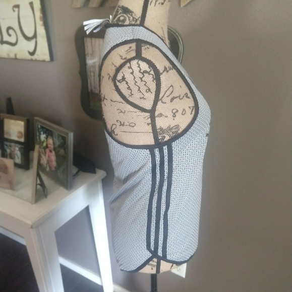 Adidas Mesh Racerback Sz XS - Picture 2 of 6